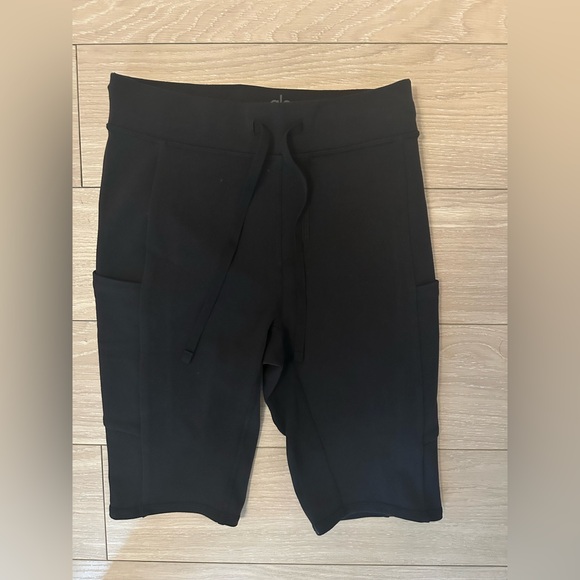 ALO Yoga Pants - ALO Yoga Black Leggings